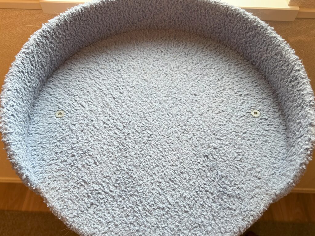 キャットタワー掃除前
