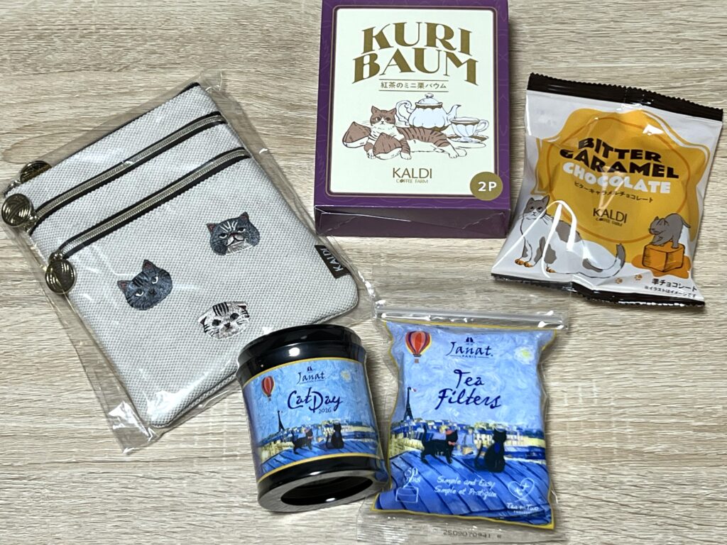 カルディのネコの日バック