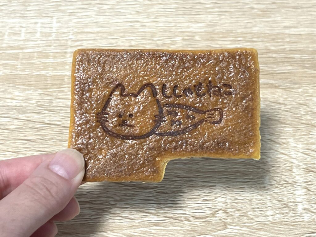 ししゃもねこ瓦せんべい